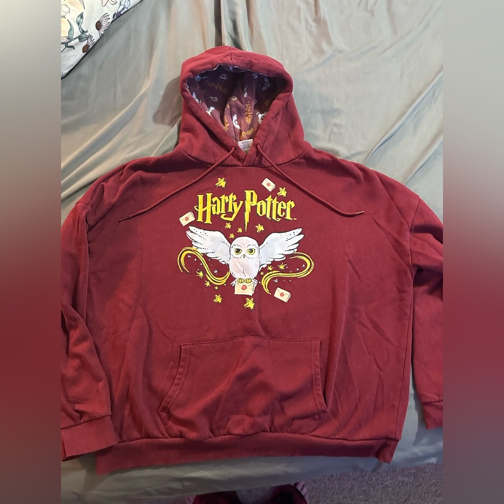 Harry Potter Maroon Hoodie with Owl Design